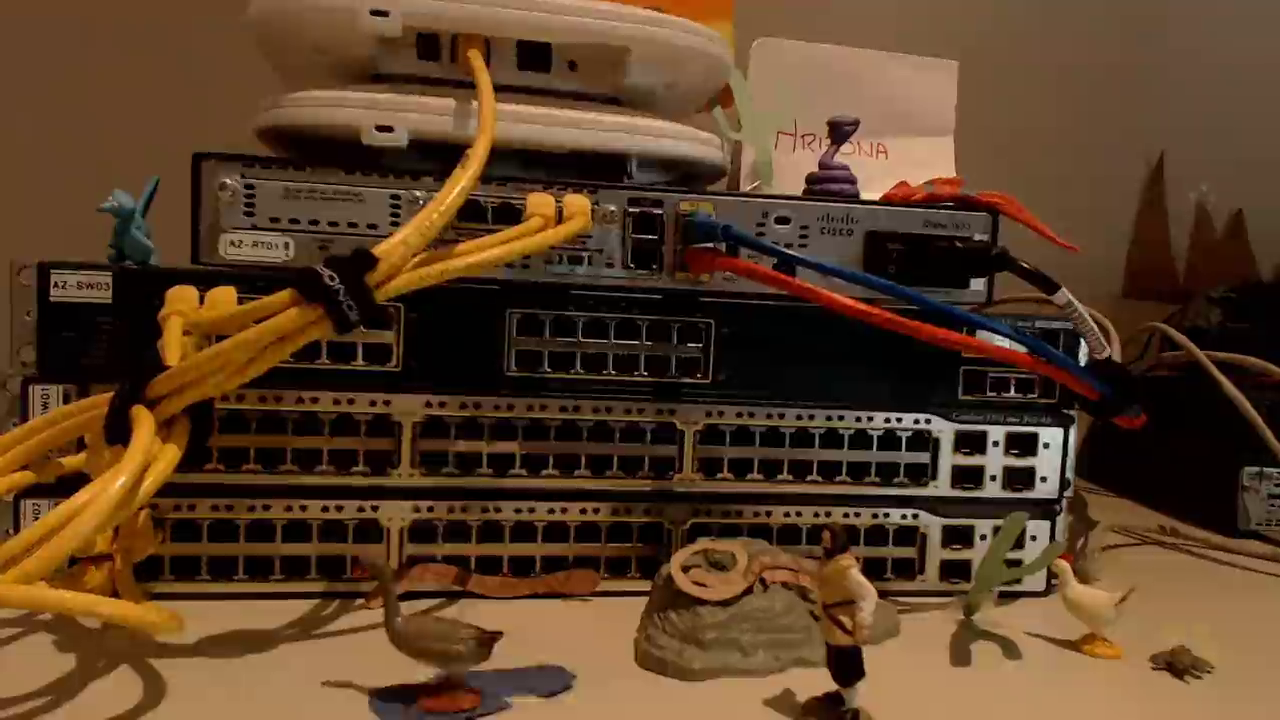 Switch hardware -- ports, uplinks, and SFP slots